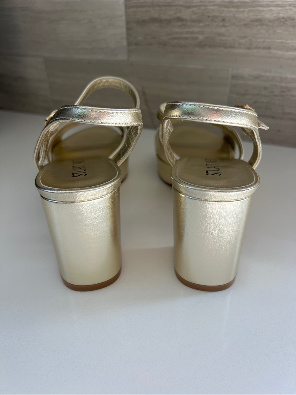 Stuart Weitzman carmen midi platform open toe sandals light gold liquid metallic - Picture 7 of 11